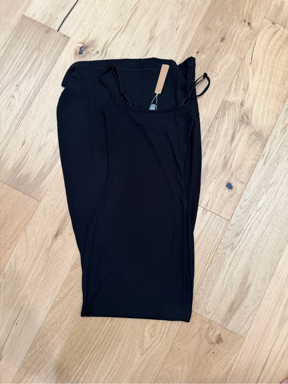 SKIMS - LONG BLACK SLIP DRESS
